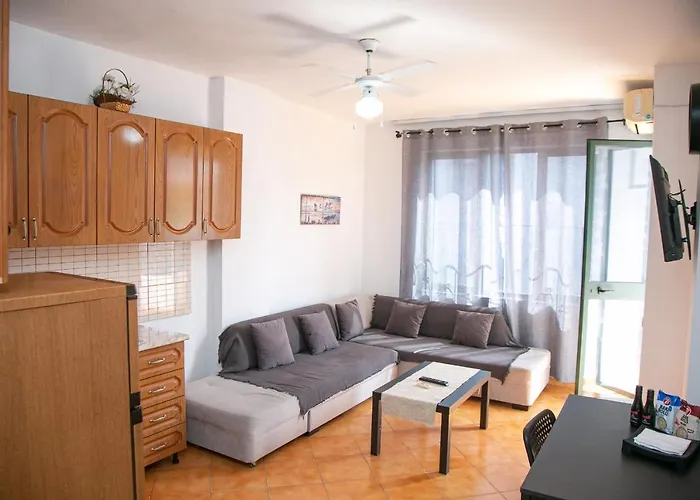 A&b * Golem (Tirana)