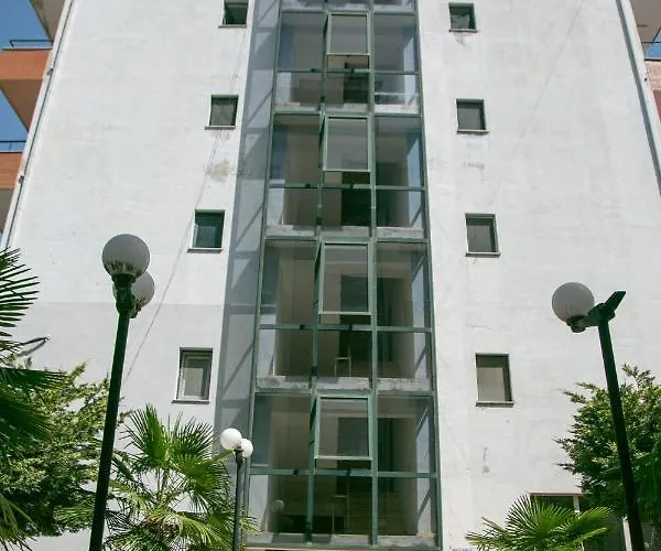 A&b Golem (Tirana)
